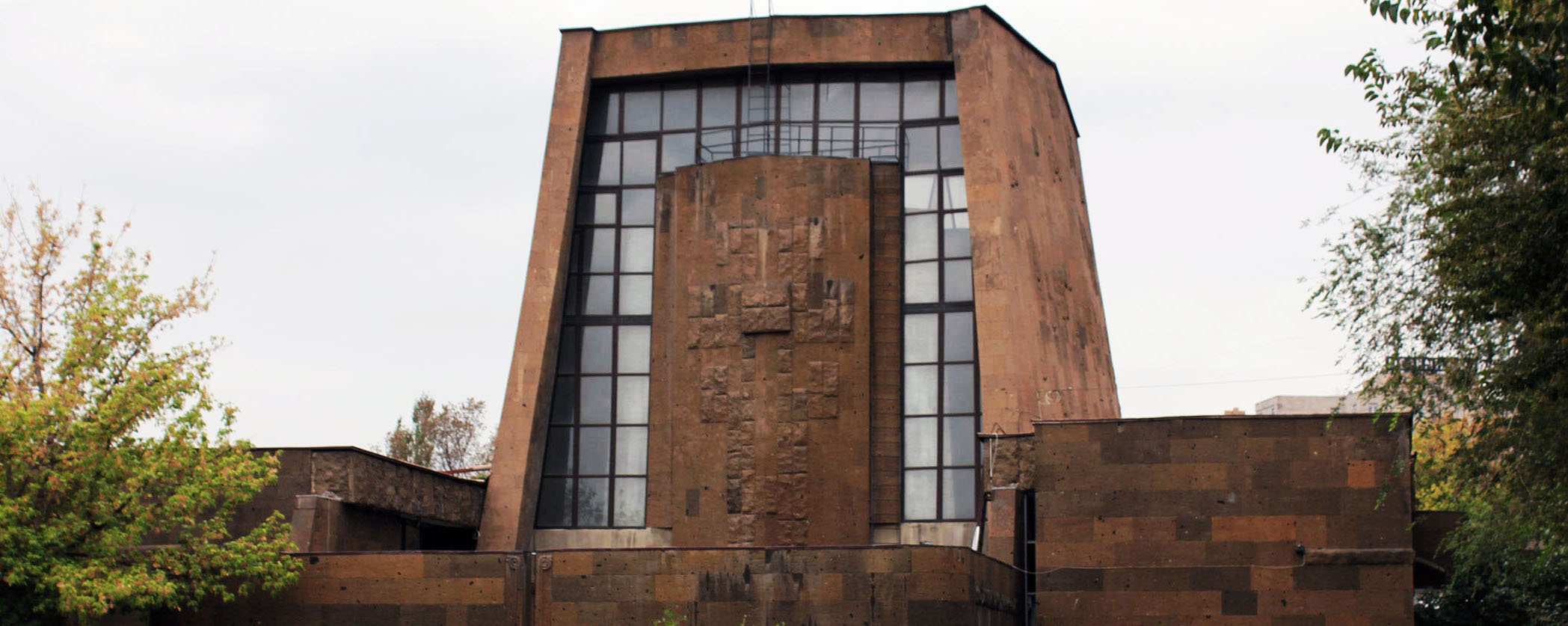 /images/Yerevan_Music_house_after_Komitas_for%20web_croped.jpg