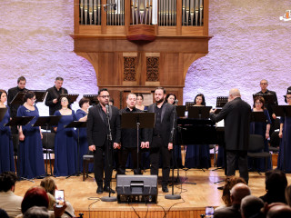 aznavour-photo-86_VxSHj.jpg